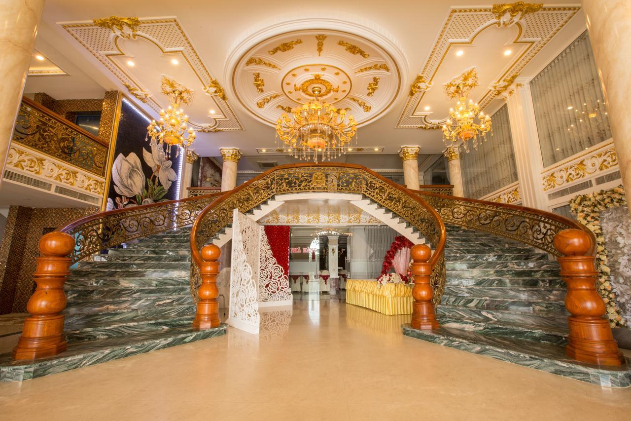 Anh Nguyet Hotel Cà Mau Εξωτερικό φωτογραφία